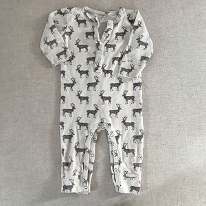 Kate Quinn 12-18 month onesie with deer reindeer winter